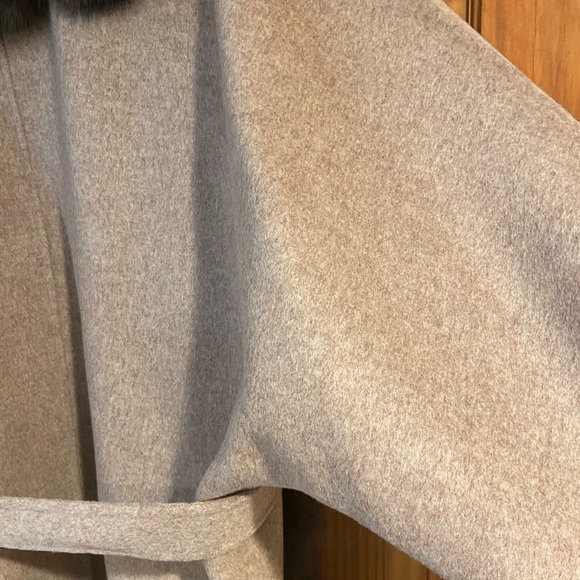 New- Cashmere Wool blend with Mink lining size L - Picture 3 of 5